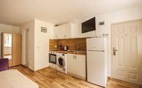 Apartment Cozy Home 3